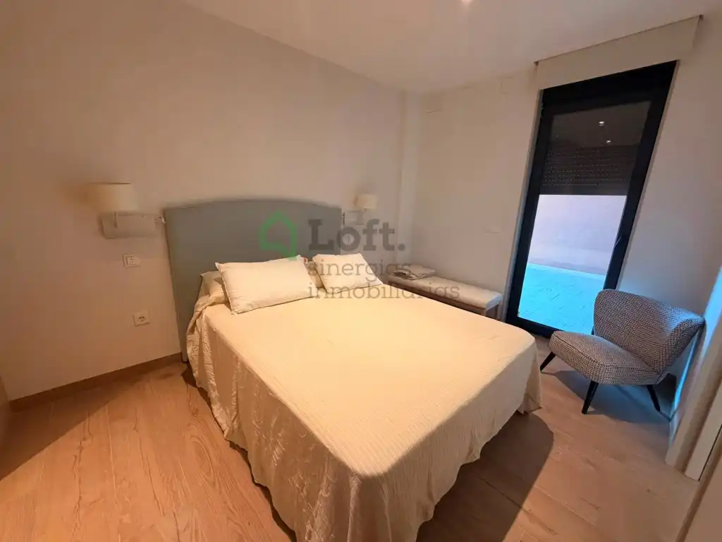 Dormitori de Casa o xalet en venda en Badajoz amb Terrassa, Piscina i Domòtica