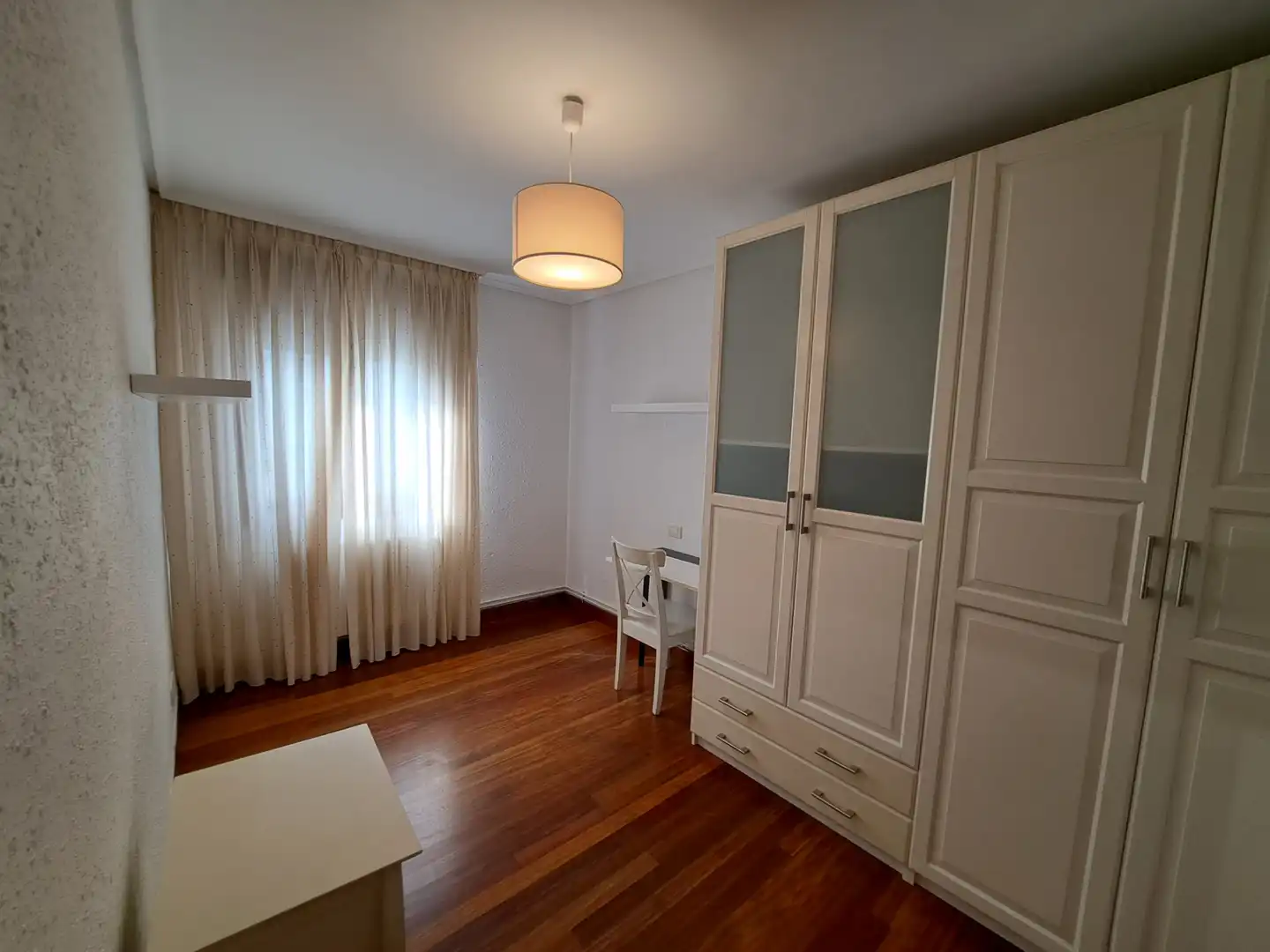 Habitación de Piso en venta en Portugalete con Calefacción, Parquet y Amueblado