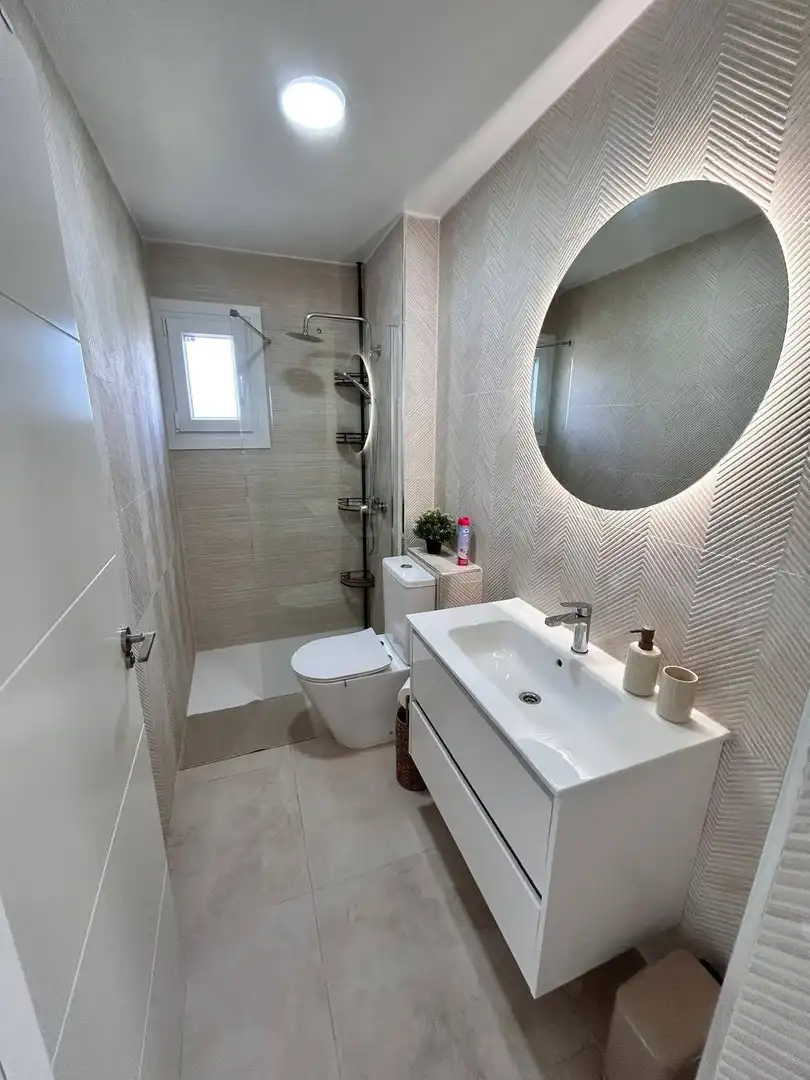 Bany de Apartament en venda en Orihuela amb Aire condicionat i Moblat