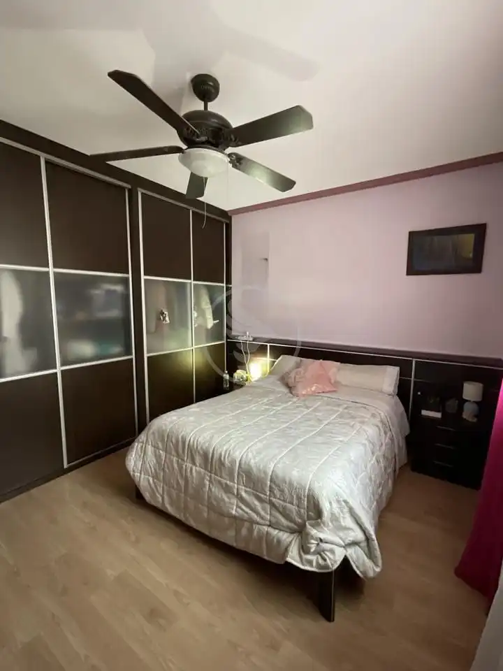 Schlafzimmer von Maisonette zum Verkauf in Linares mit Klimaanlage