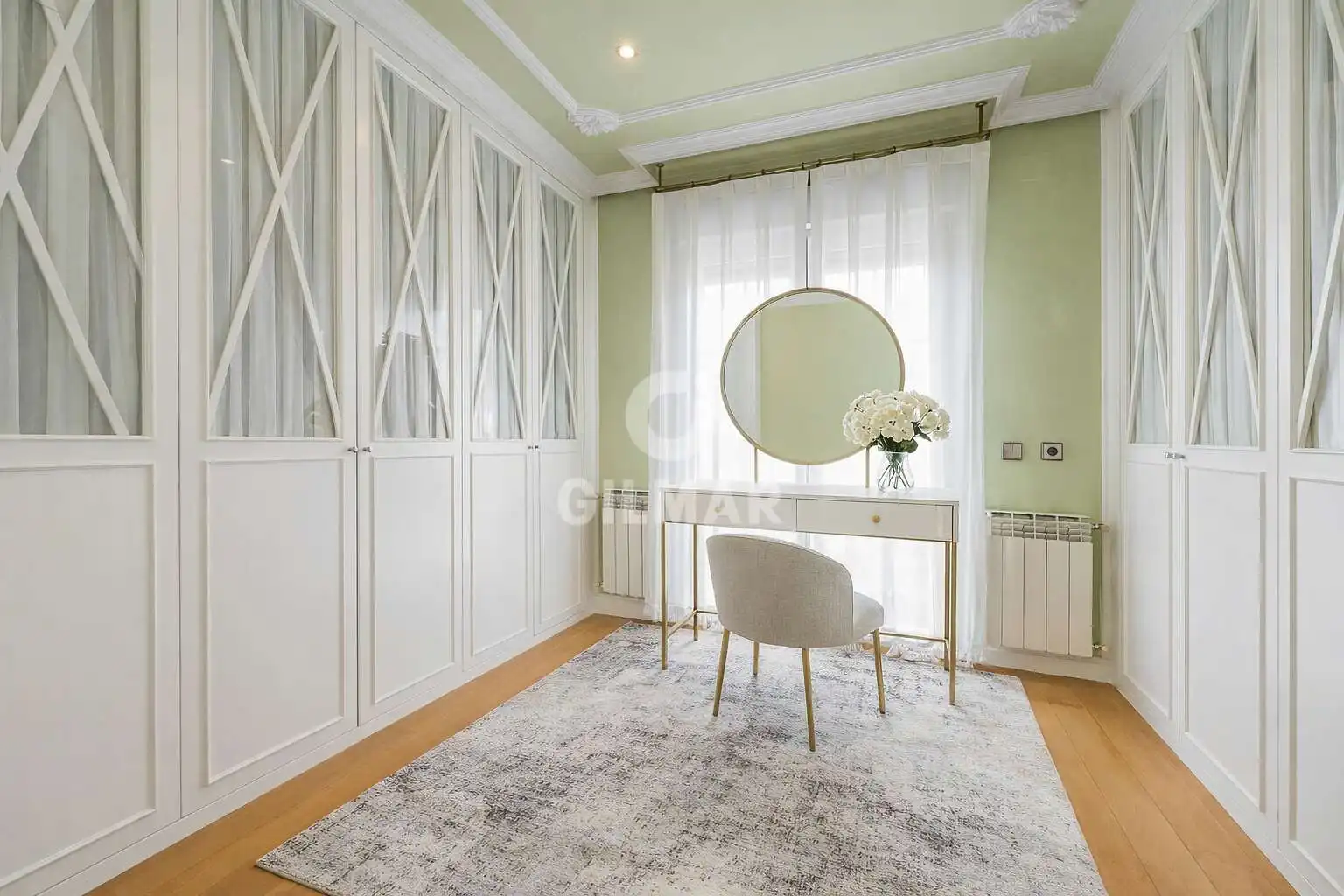 Bedroom of Houses for sale in Pozuelo de Alarcón  with Heating, Private garden and Swimming Pool