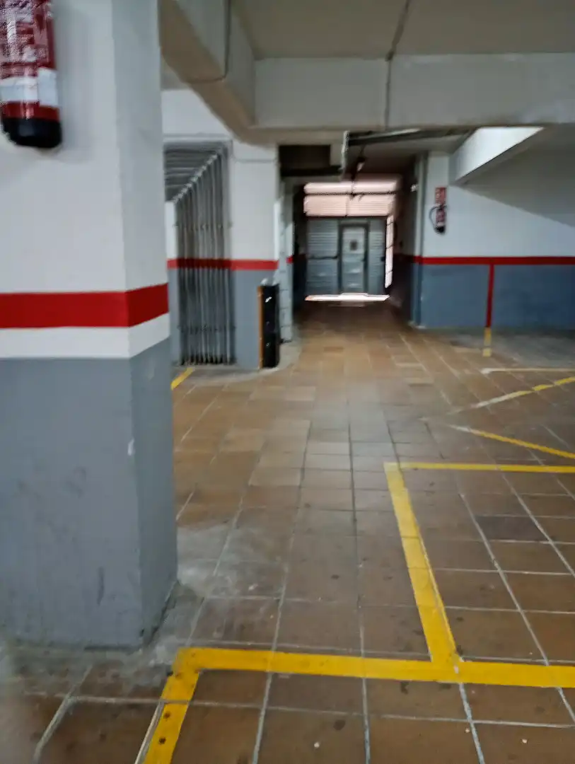 Einzelparkplatz zum Verkauf in Carrer de Wagner 54