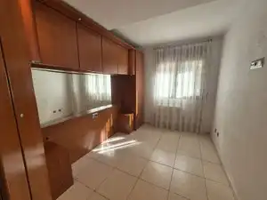 Dormitori de Pis en venda en Manlleu amb Calefacció, Parquet i Terrassa