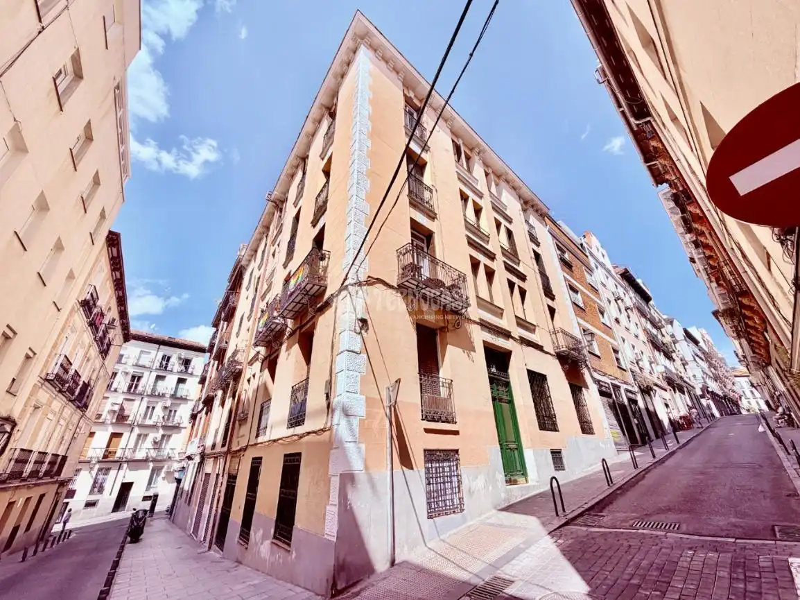 Vista exterior de Piso en venta en Madrid con Aire acondicionado, Calefacción y Balcón