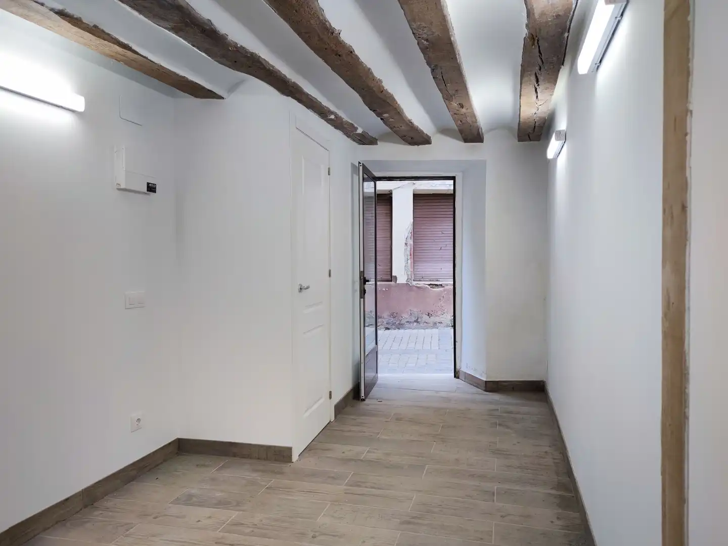Office for rent in Ezcaray  with Heating and Storage room