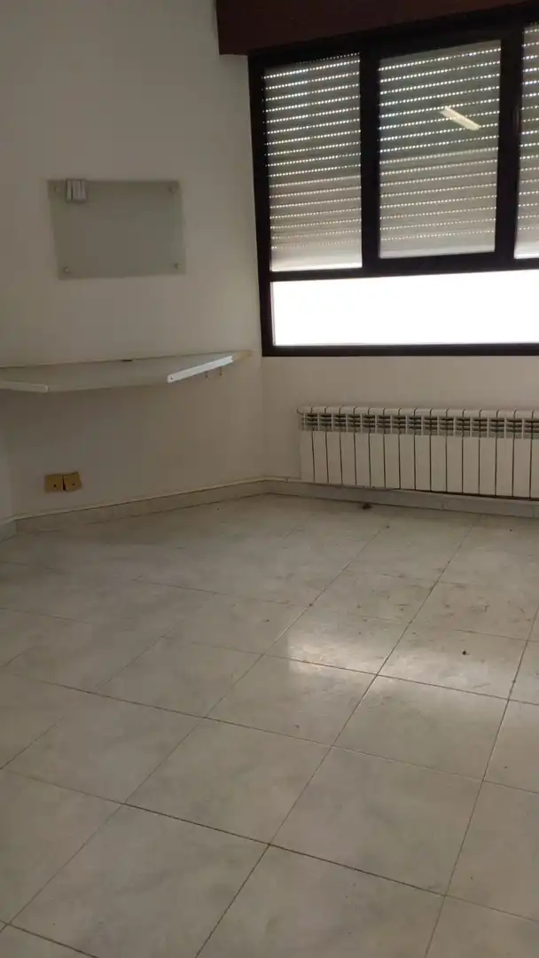 Office for rent in  Logroño  with Heating and Terrace