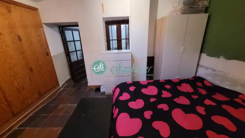 Bedroom of Flat for sale in Segovia  with Heating