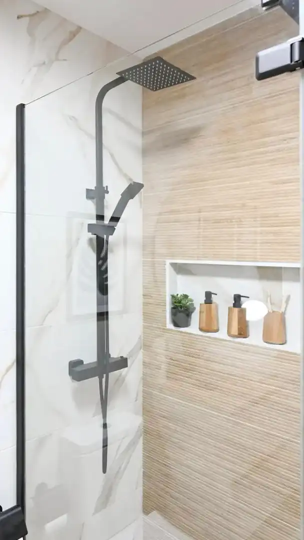 Badezimmer von Wohnungen zum Verkauf in Los Realejos mit Möbliert und Gemeinschaftspool