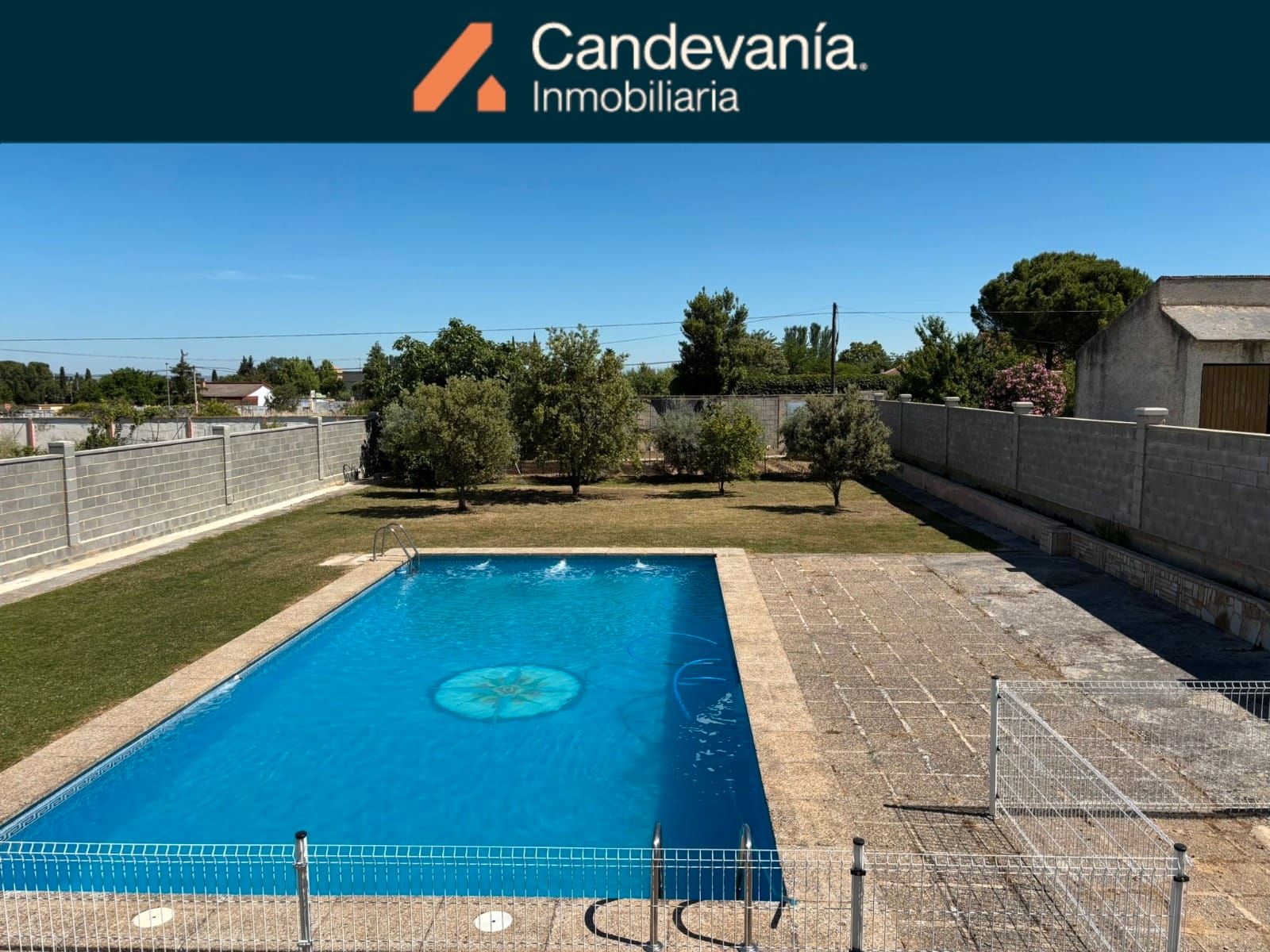 Swimming pool of House or chalet for sale in San Mateo de Gállego  with Air Conditioner, Heating and Private garden