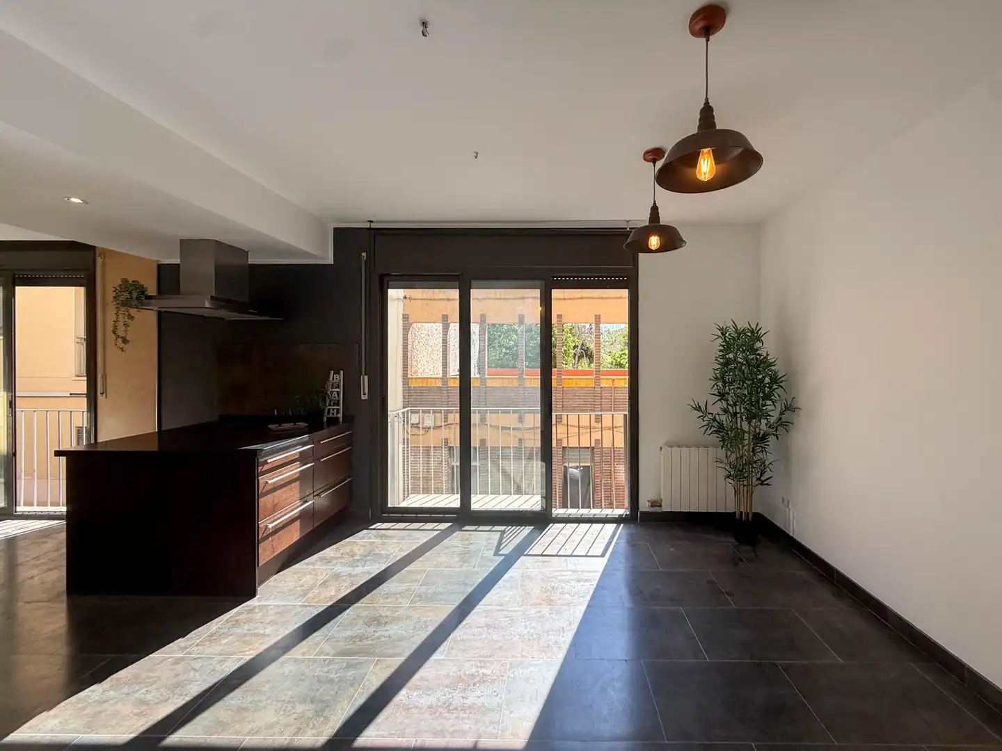 Küche von Haus oder Chalet zum Verkauf in Vilanova i la Geltrú mit Heizung, Terrasse und Balkon