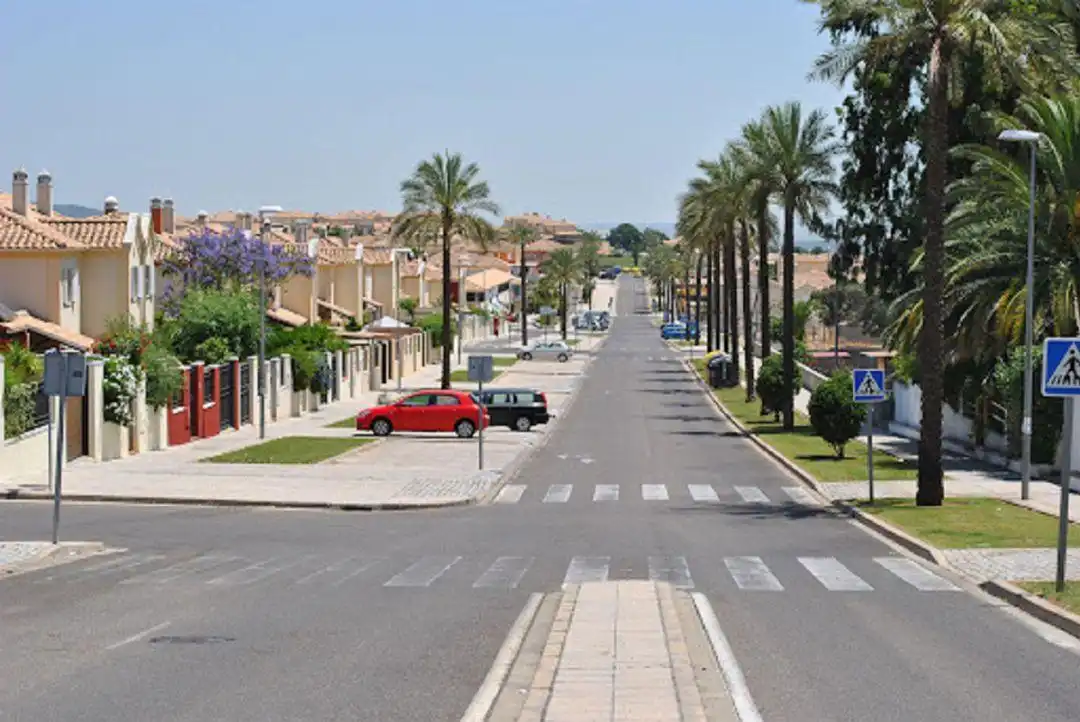 Vista exterior de Casa adosada en venta en Córdoba con Piscina comunitaria