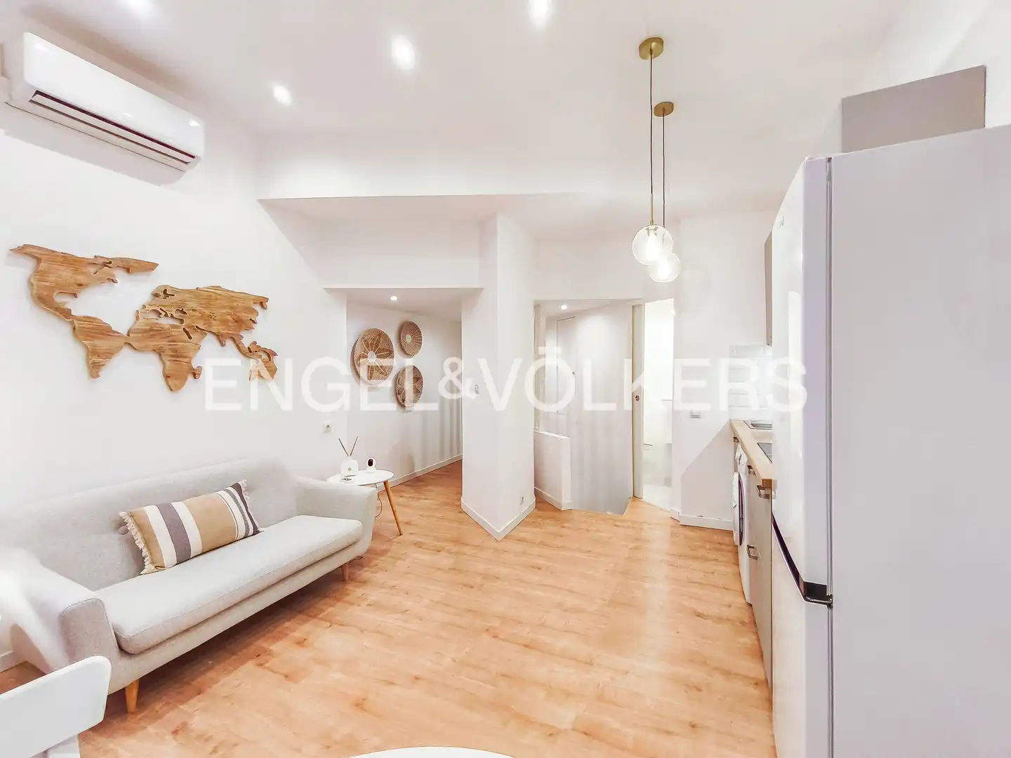 Sala de estar de Piso en venta en Barcelona con Aire acondicionado, Calefacción y Amueblado