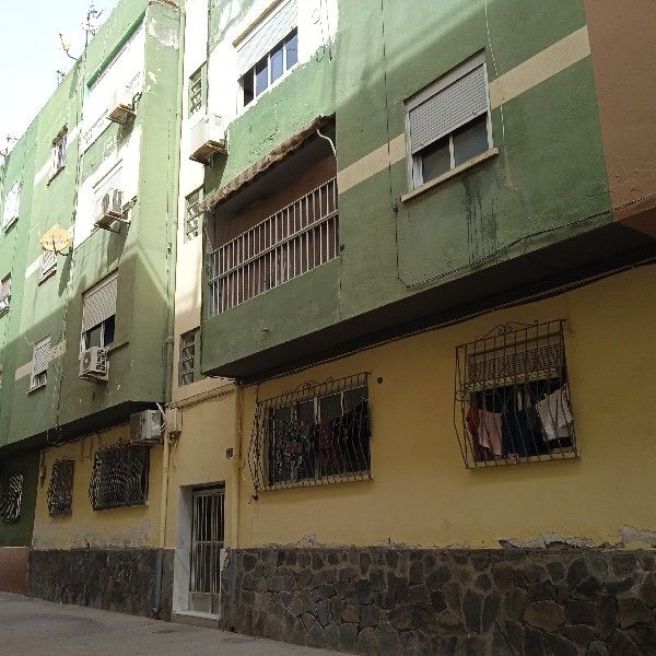 Vista exterior de Pis en venda en  Almería Capital