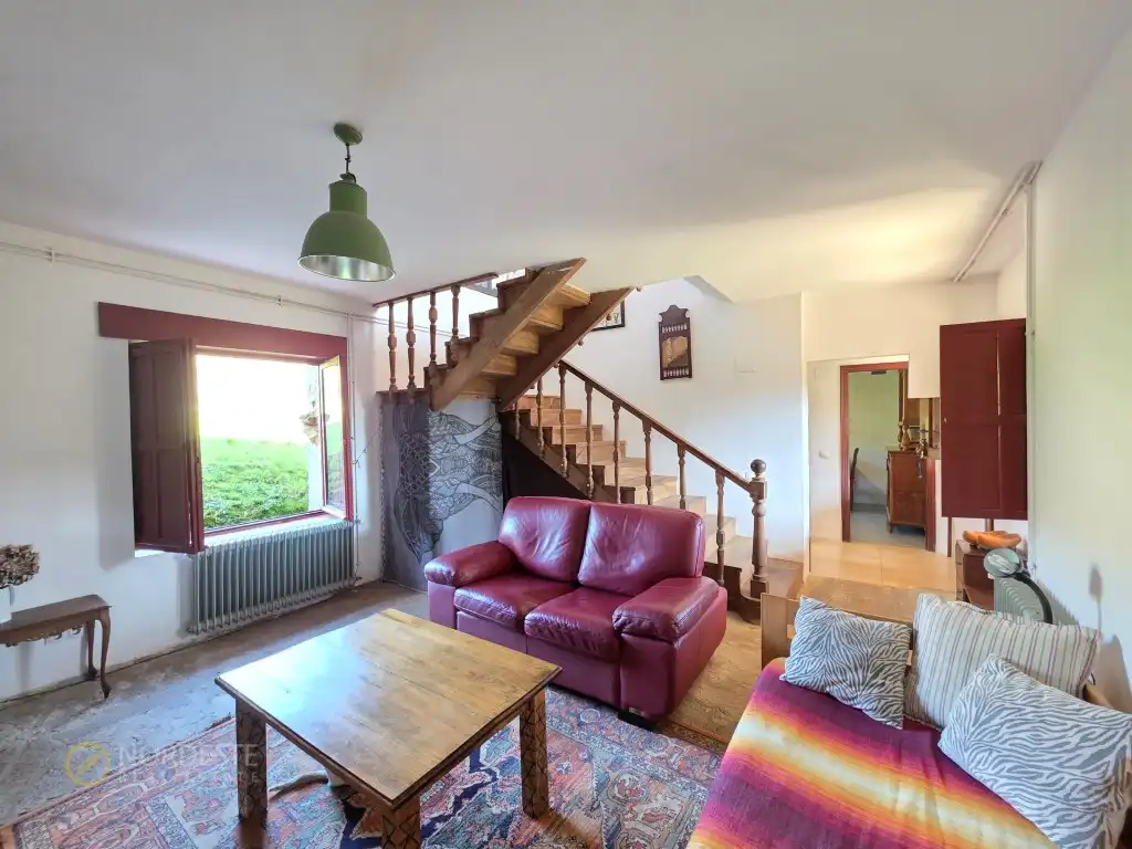 Wohnzimmer von Country house zum Verkauf in Llanera