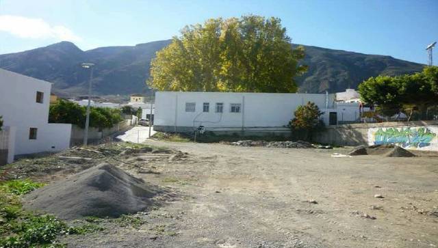 Terreno residencial en Venta en Almazara en Íllar