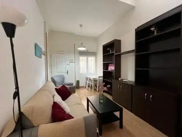 Sala de estar de Estudio en venta en Ciudad Real Capital con Aire acondicionado, Calefacción y Trastero