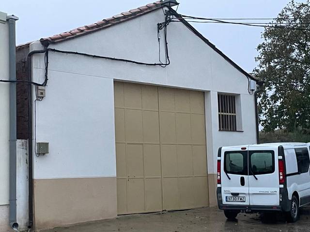 Local comercial en Venta en Calle Real en Corporales
