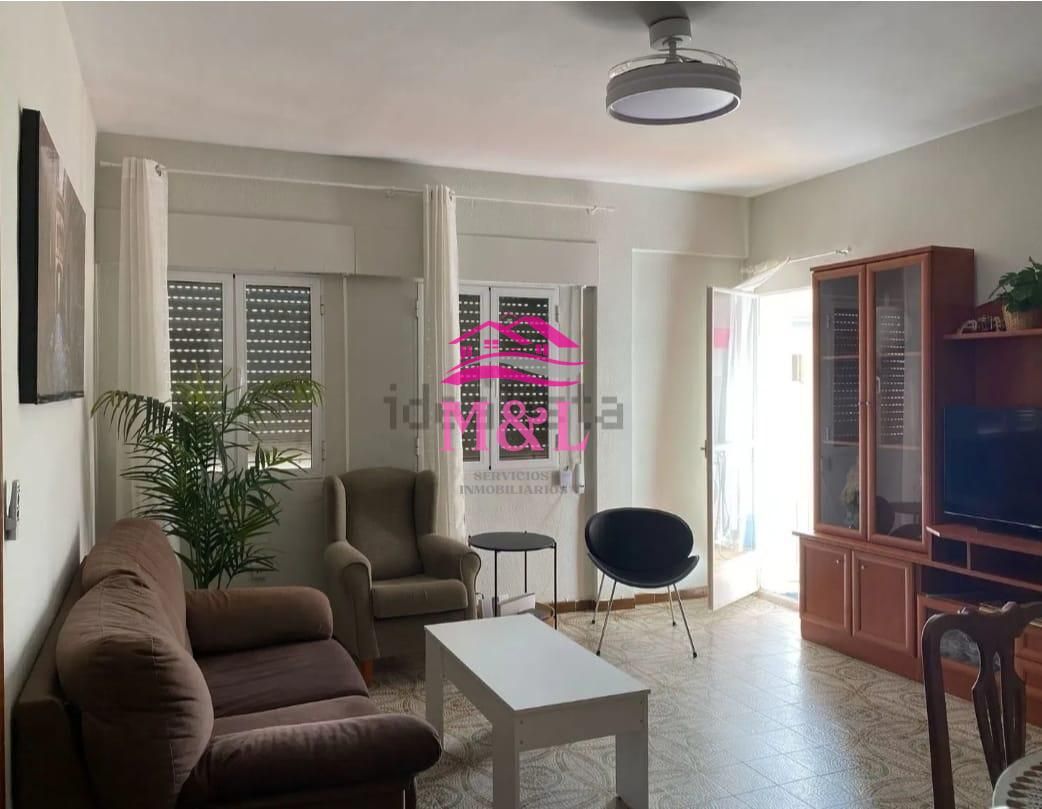 Sala d'estar de Pis en venda en Mérida amb Moblat