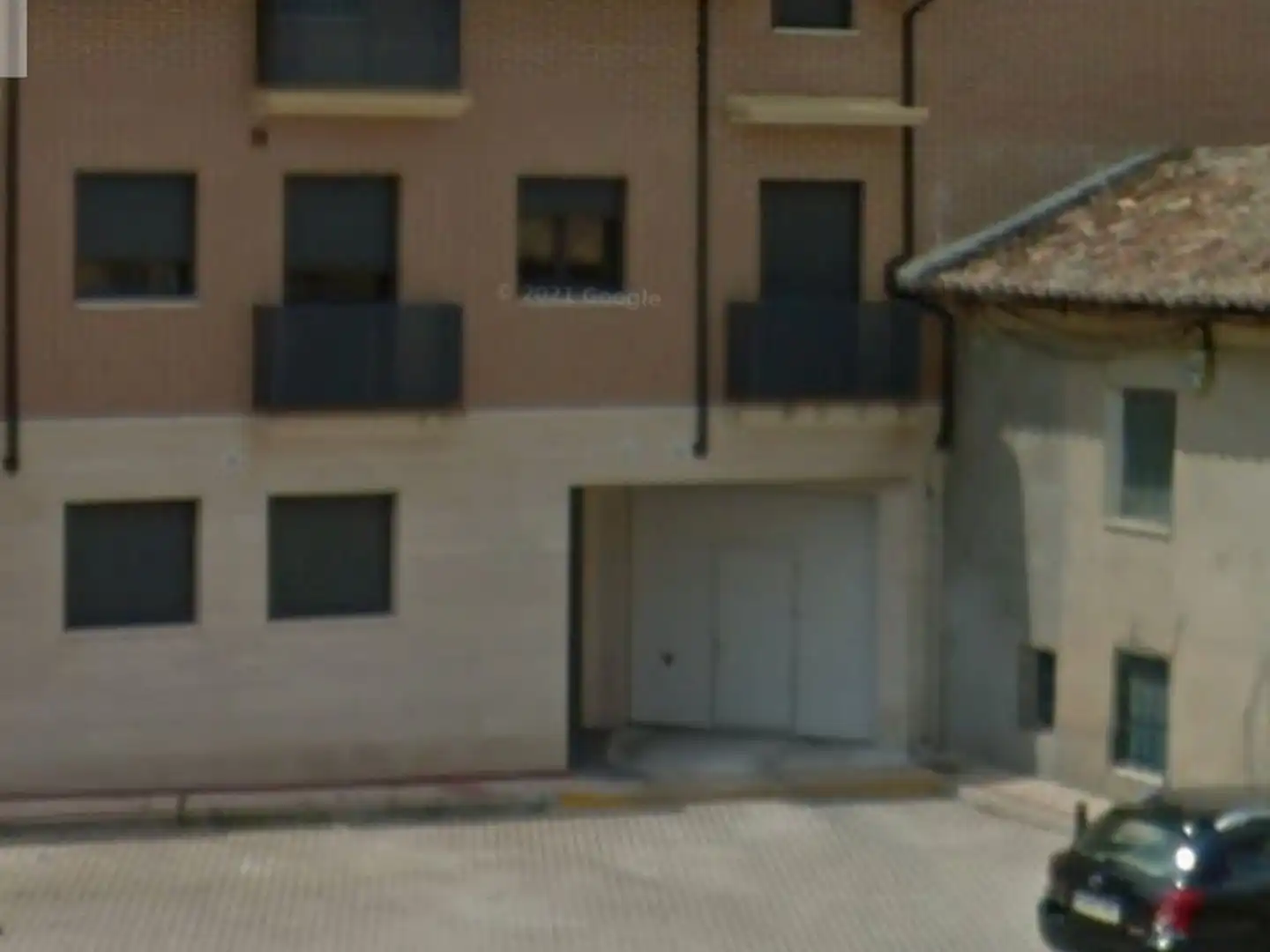 Vista exterior de Garaje en venta en Cabezón de Pisuerga, Valladolid