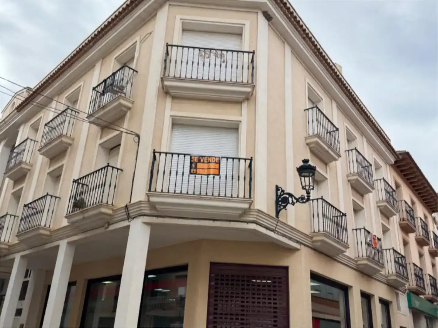 Vista exterior de Pis en venda en San Clemente amb Balcó