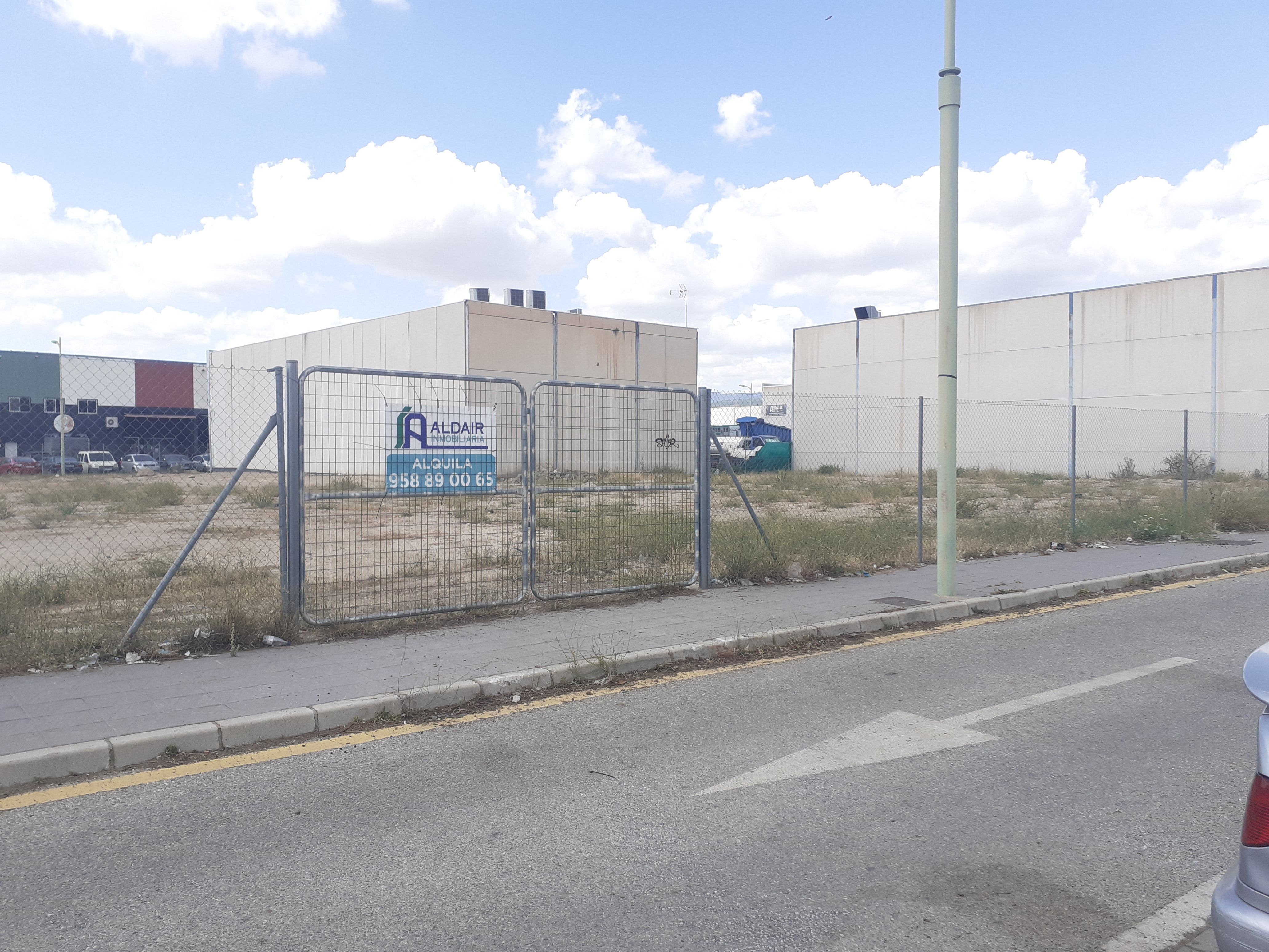 Industrial land for sale in La Zubia