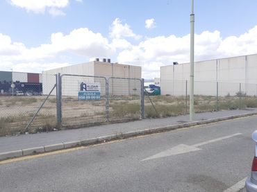 Industriegrundstück zum Verkauf in Avenida de Gandhi 24