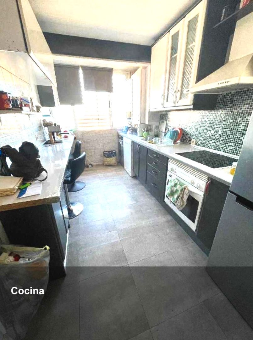 Cocina de Piso en venta en Loeches con Calefacción, Jardín privado y Parquet