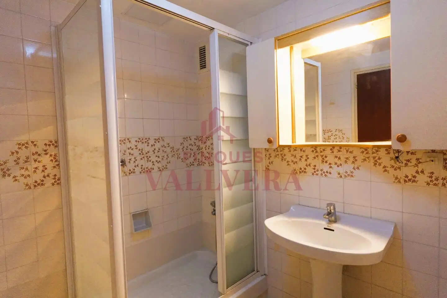 Baño de Piso en venta en Valls