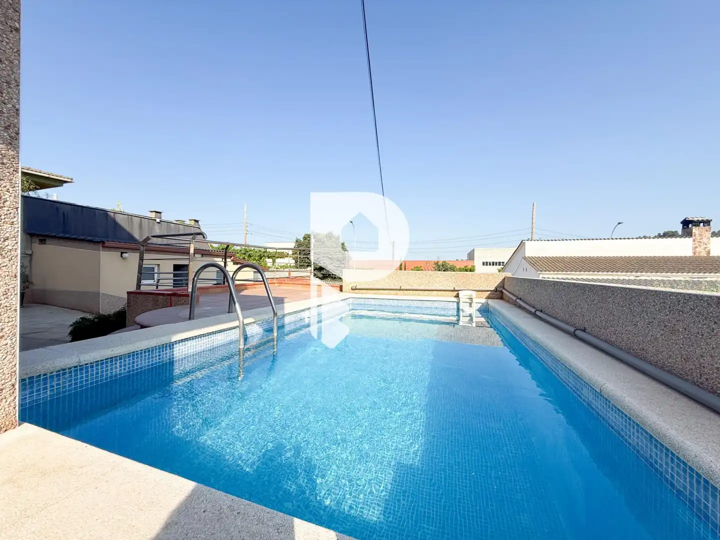 Swimming pool of Houses for sale in Sant Vicenç Dels Horts  with Air Conditioner, Heating and Private garden