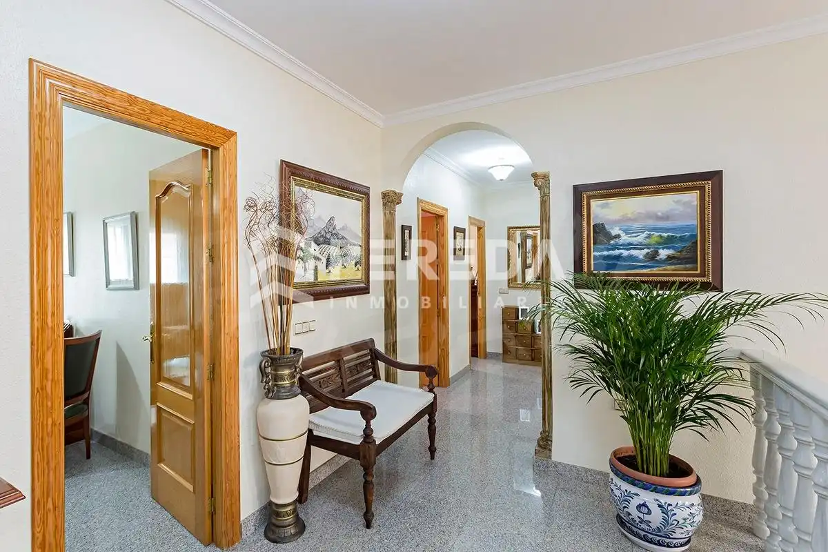 Casa adosada en venta en Roquetas de Mar con Aire acondicionado, Jardín privado y Terraza