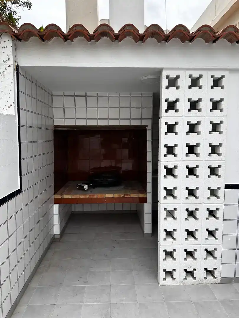Cuina de Casa adosada de lloguer en Sueca amb Aire condicionat, Moblat i Balcó