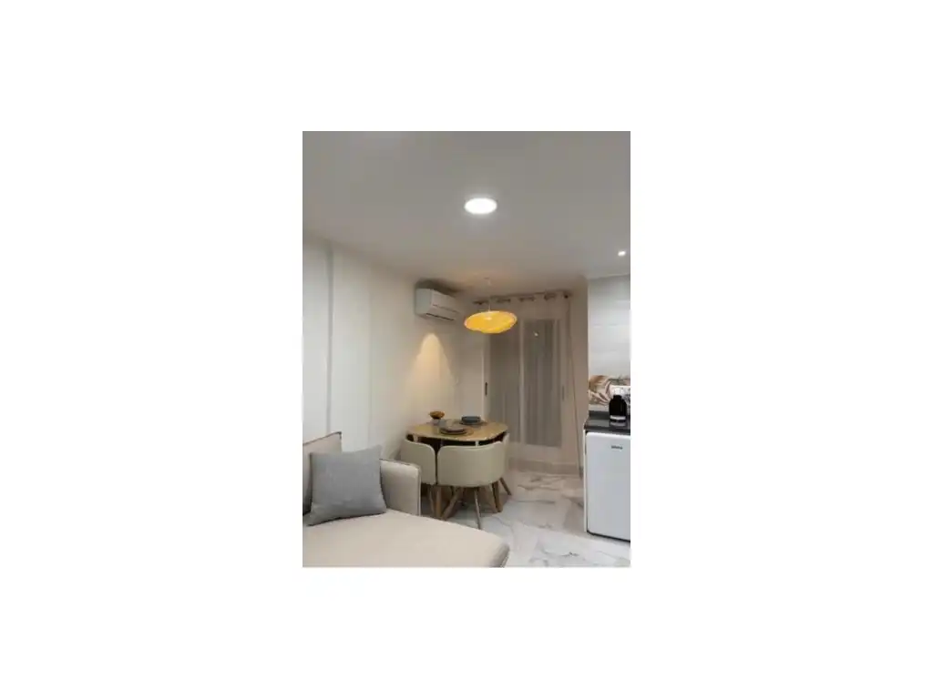 Estudio en venta en Calle 25 d'Abril, imagen 3