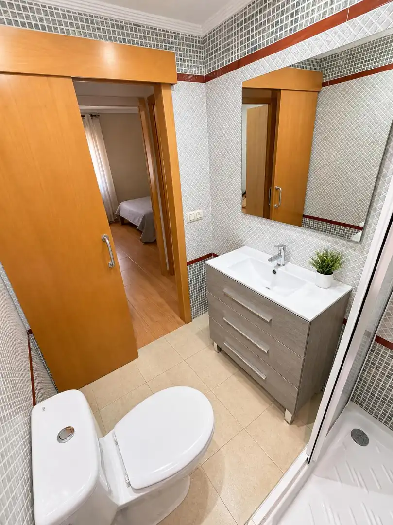 Baño de Piso en venta en Sevilla con Aire acondicionado, Calefacción y Terraza