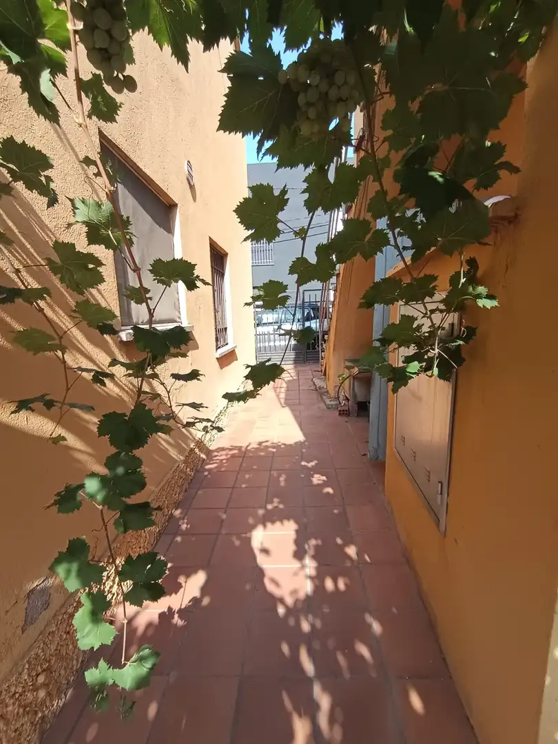 Vista exterior de Casa o chalet en venta en Sant Julià de Ramis con Calefacción, Terraza y Trastero