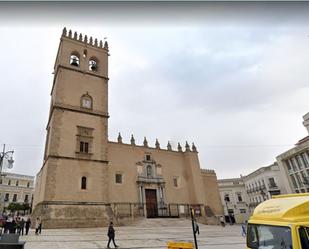 Vista exterior de Edifici en venda en Badajoz Capital