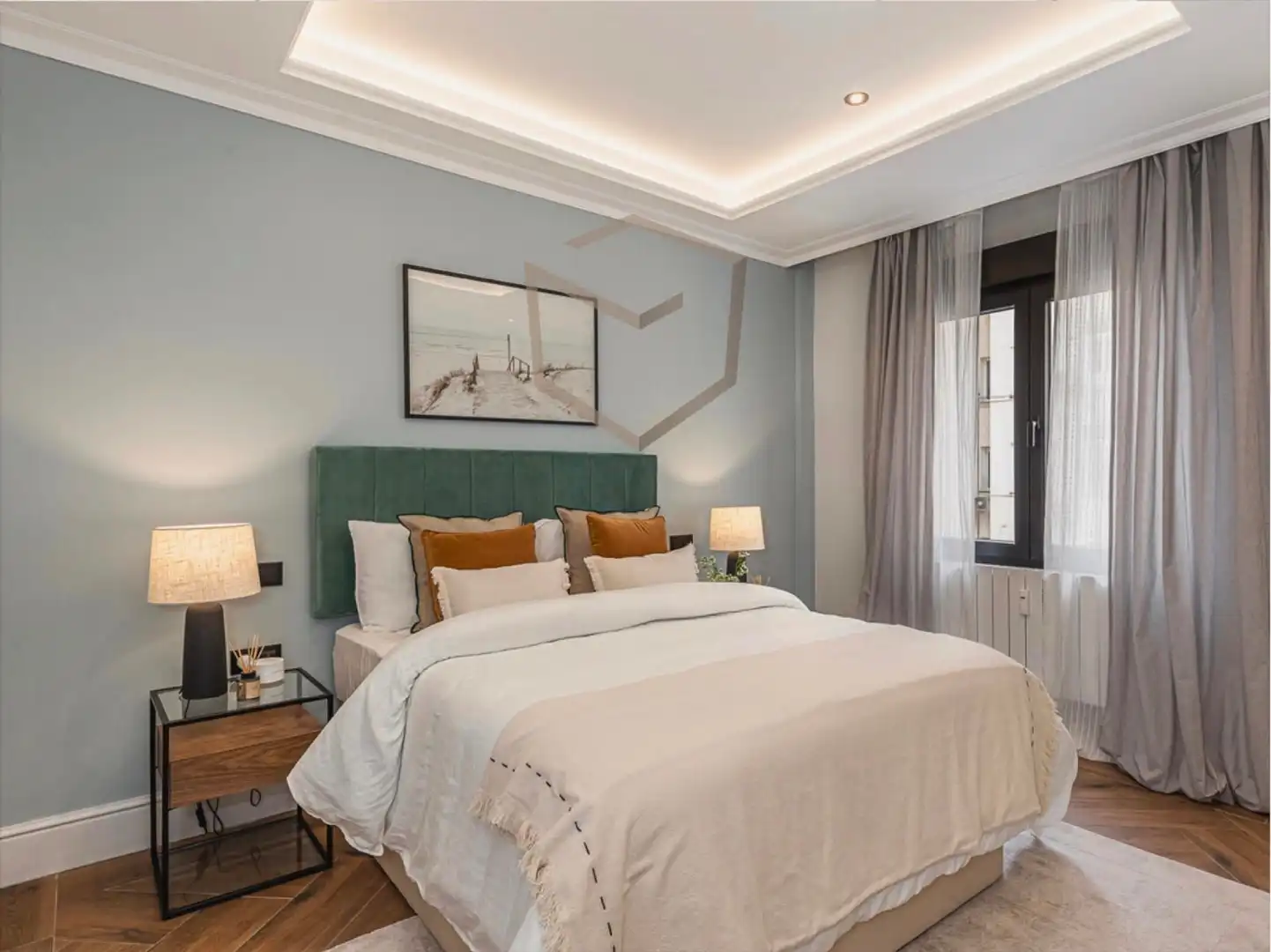 Bedroom of Attic for sale in Madrid  with Air Conditioner, Terrace and Storage room
