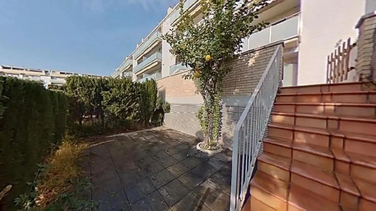 Vista exterior de Planta baixa en venda en Cubelles amb Calefacció, Terrassa i Piscina comunitària