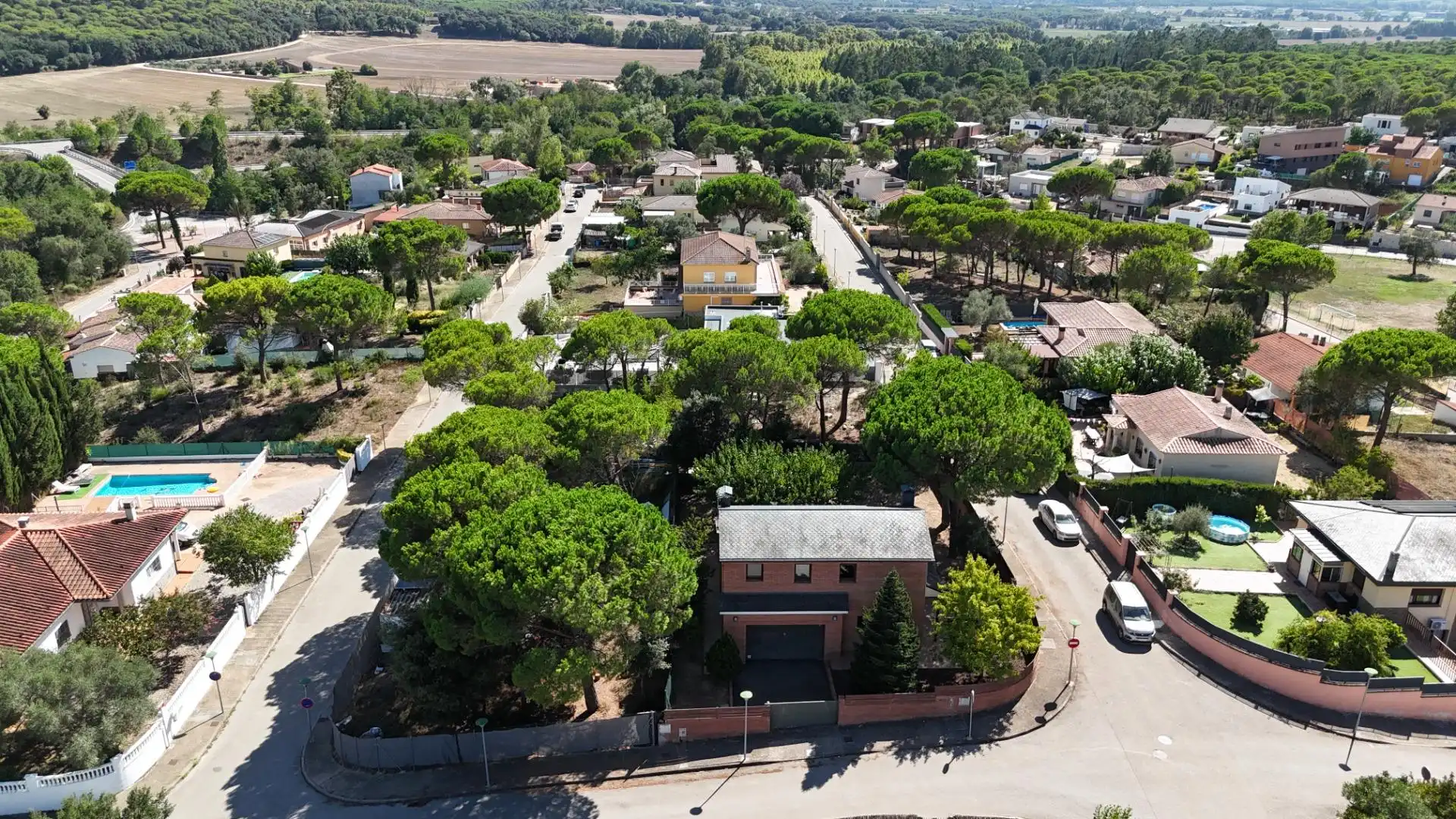 Detached house with pool for sale in Carrer Carrer Lluna, imagen 3