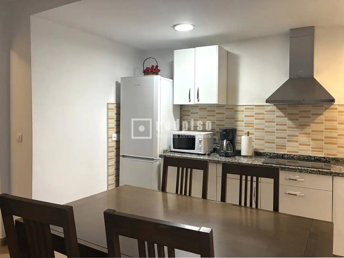 Cocina de Piso en venta en Sevilla con Aire acondicionado, Terraza y Amueblado