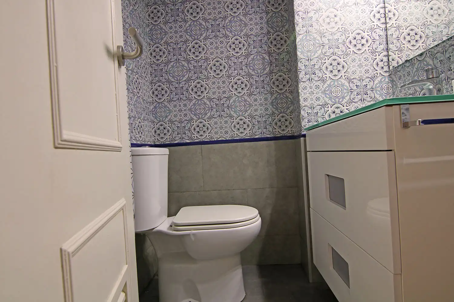 Bany de Pis en venda en Alcalá de Guadaira amb Aire condicionat