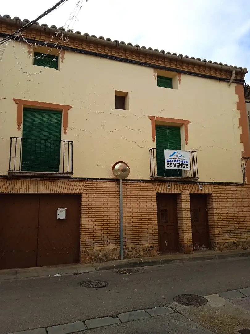 Casa o xalet en venda a Calle Don Miguel de Cervantes, Alcalá de Ebro