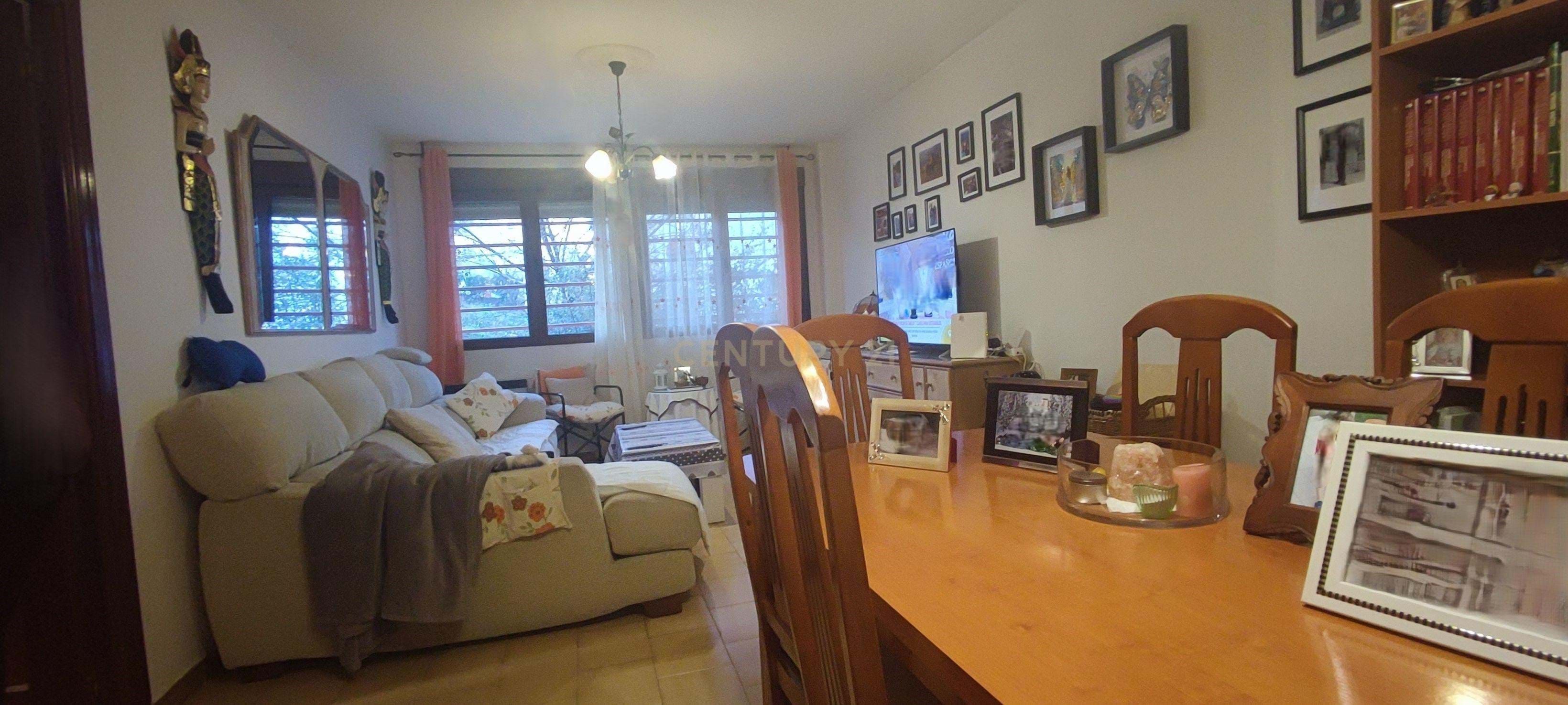 Living room of Flat for sale in Cáceres Capital