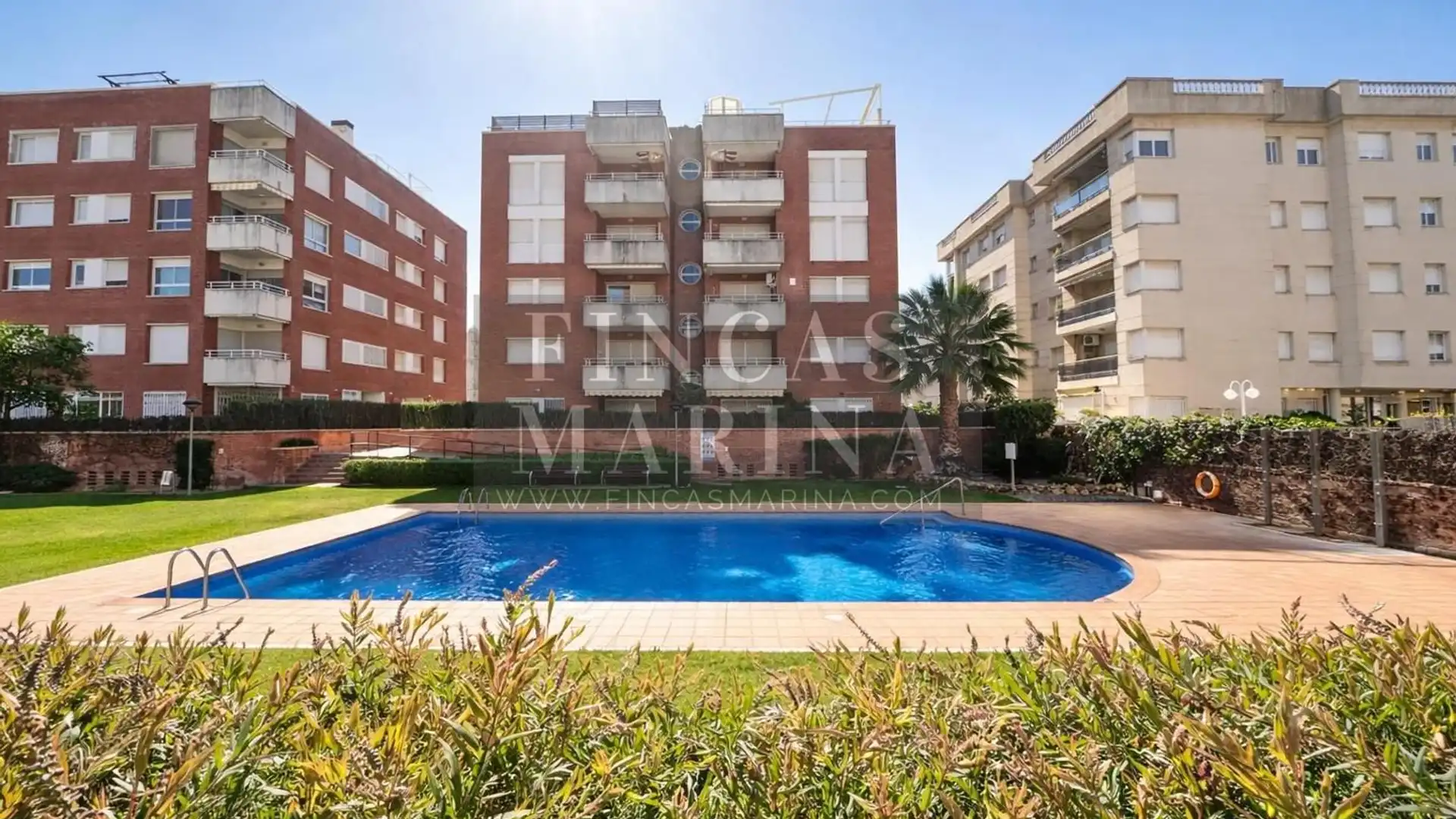 Piscina de Planta baja en venta en Calafell con Aire acondicionado, Terraza y Trastero