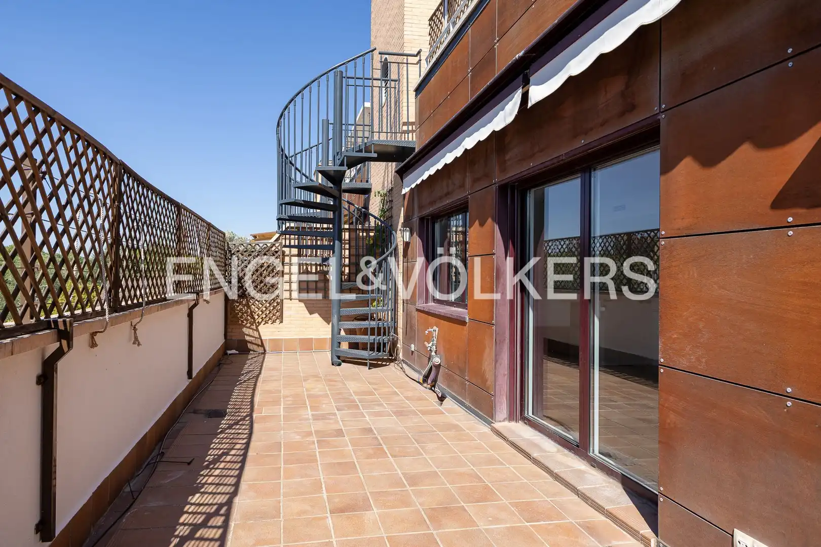 Terrassa de Dúplex de lloguer en Madrid amb Aire condicionat, Calefacció i Terrassa