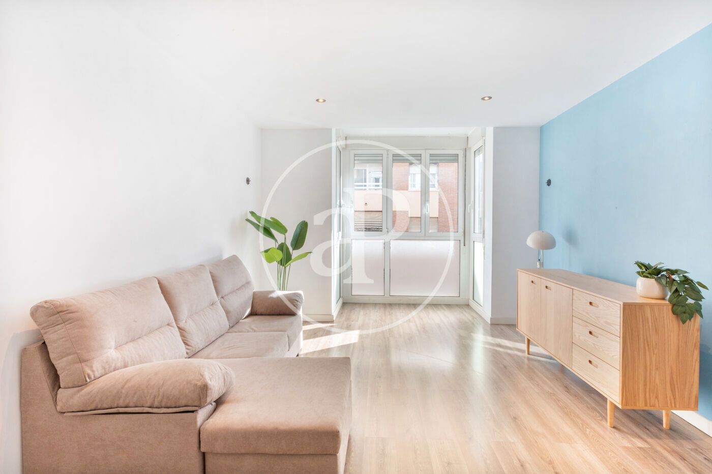 Flat to rent in C/ del Comte de Torrefiel, Torrefiel