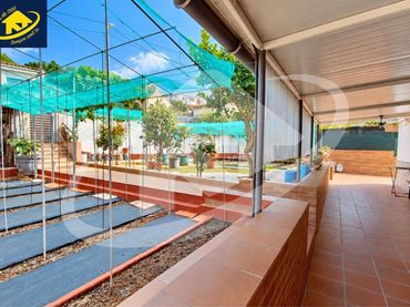 Casa con balcone in vendita a Airesol
