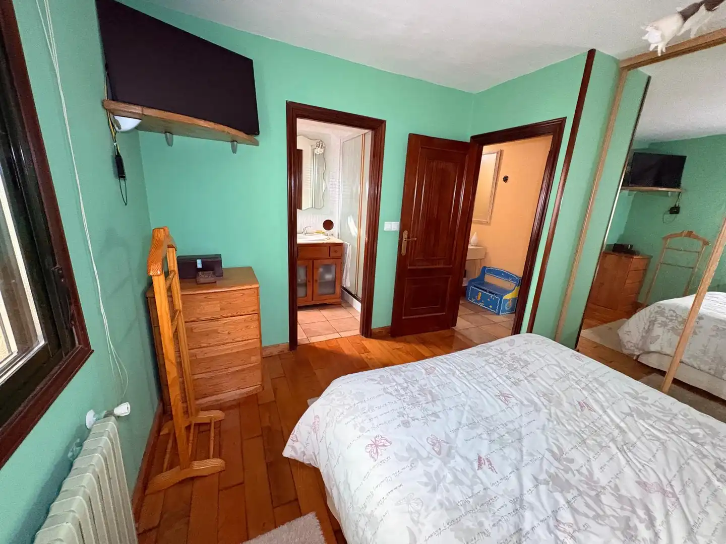 Habitación de Casa o chalet en venta en Santiago de Compostela  con Calefacción, Jardín privado y Terraza