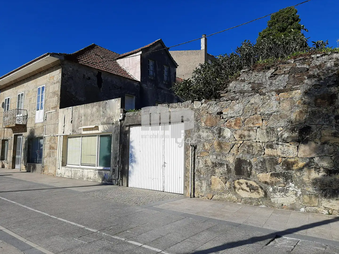 Außenansicht von Country house zum Verkauf in Nigrán mit Privatgarten und Terrasse