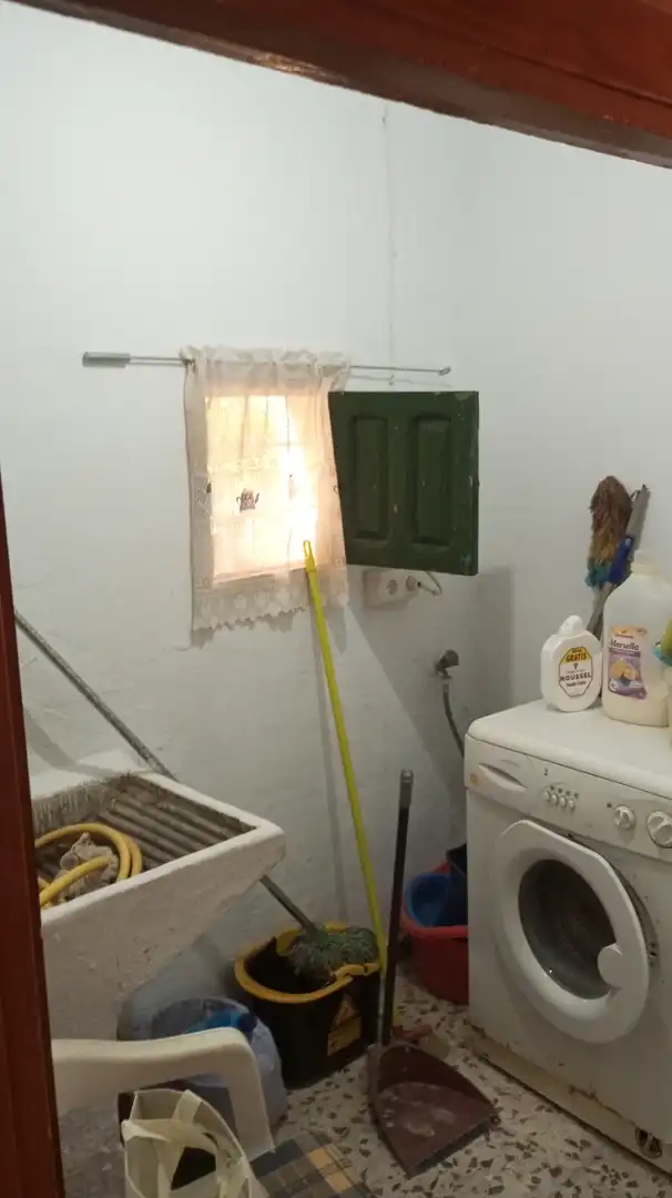 Bany de Casa o xalet en venda en Baza amb Moblat