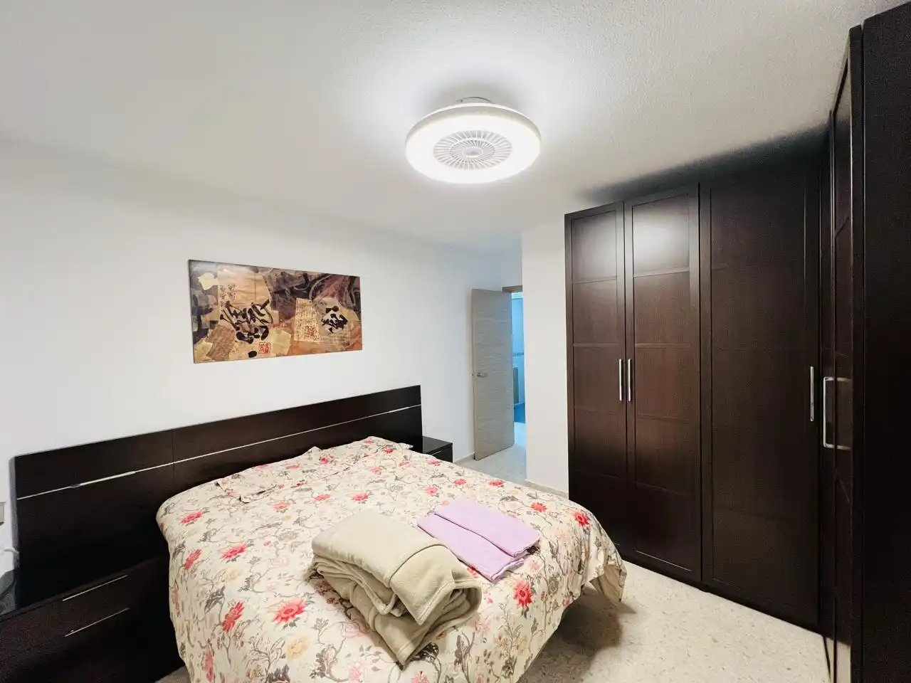Flat for rent in De Demóstenes, El Cónsul - Ciudad Universitaria - El Romeral